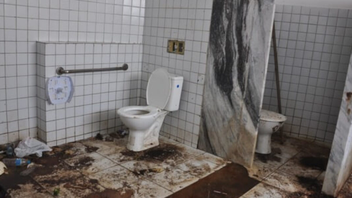 Rất ít ai hiểu được ý nghĩa của việc mơ thấy nhà vệ sinh bẩn